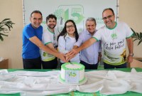 Comemoração contou com bolo de aniversário