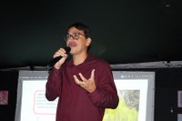 Docente Marcos Rocha falou do protetor solar natural criado por ele