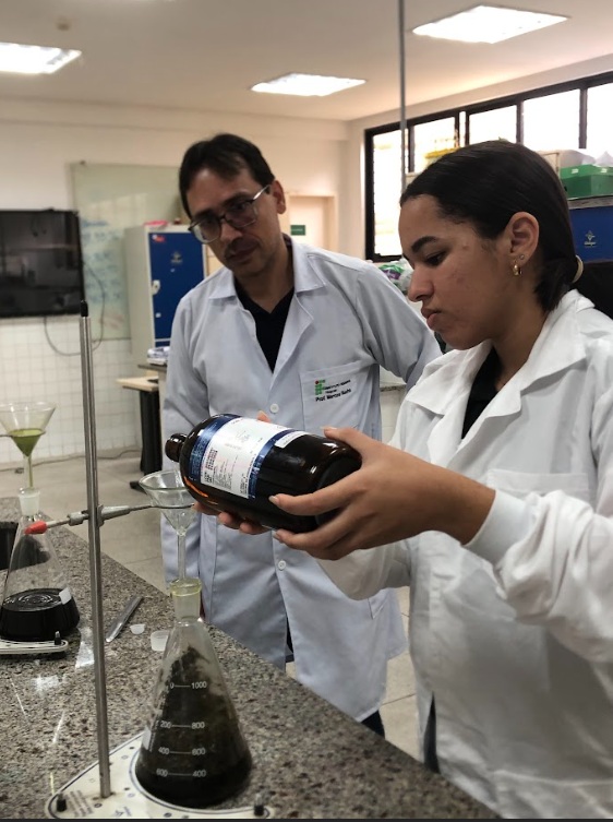 Pesquisa aprovada para congresso de produtos naturais