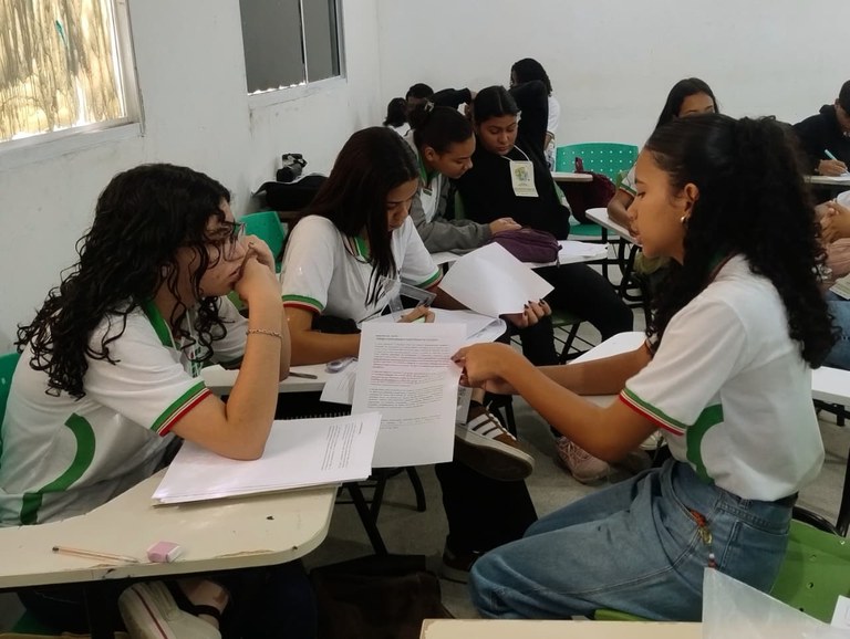 Estudantes do curso de Biotecnologia dialogam propostas para Mini COP 30.jpeg