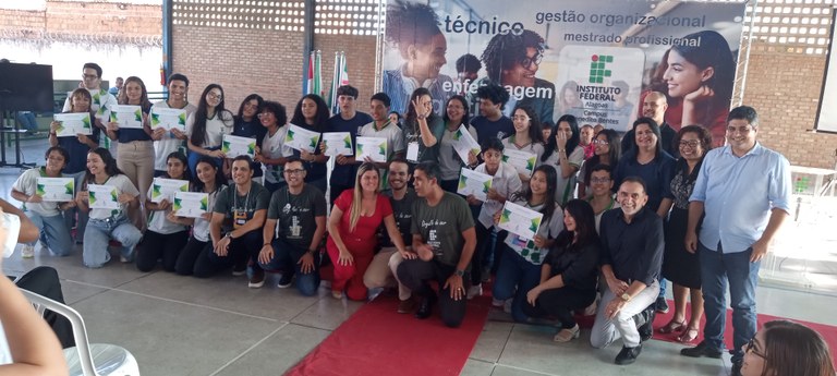 Estudantes e professores premiados