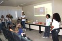 Estudantes do segundo ano recebem \ estudante alemã