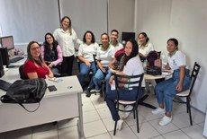 Estudantes do curso técnico em Enfermagem na Coordenação de Saúde do Servidor do Ifal