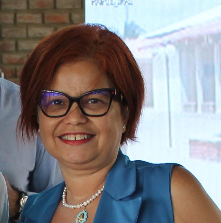 Ana Karla Cavalcante, professora da disciplina Ética