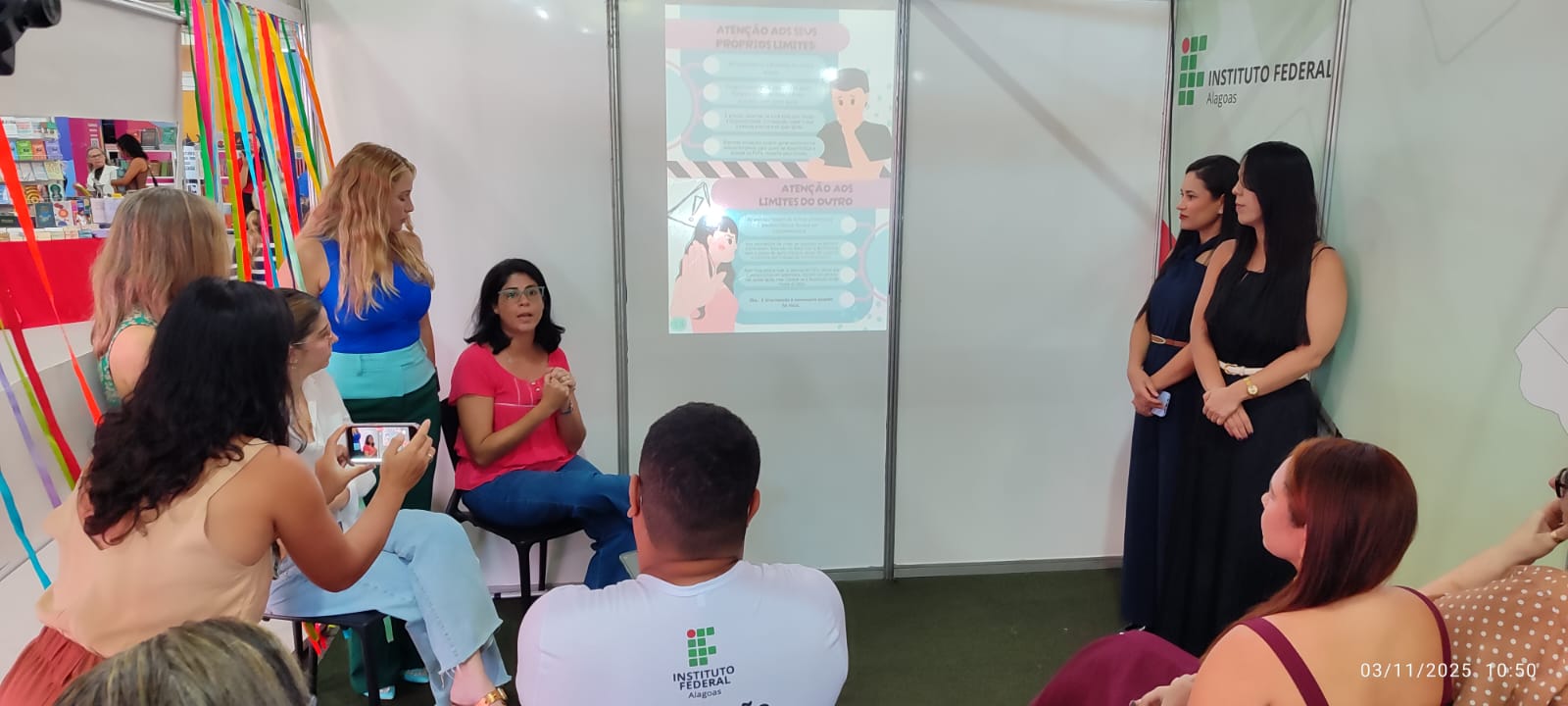 Psicóloga Lívia teixeira participou do grupo que elaborou a Cartilha sobre Saúde Mental no Ifal