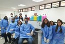 Laboratório de Química serviu de base para produção dos vasos.jpg