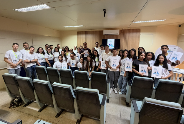 Pibid/Letras do Ifal lança livro de haicais escritos por estudantes de São José da Laje