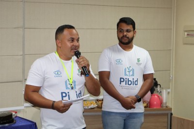Bruno Souza da Silva e Edson de Melo Ferreira são alunos do curso de Letras-Português, do Ifal.JPG Bruno Souza da Silva e Edson de Melo Ferreira são alunos do curso de Letras-Português, do Ifal.JPG