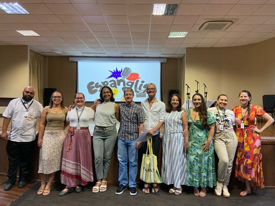 Espanglish reúne dança, música e poesia em mostra cultural no campus Maceió