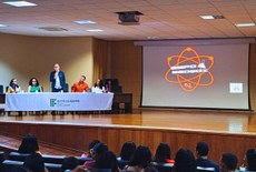 Evento será anual e reúne diversas atividades para o aprendizado divertido da Química