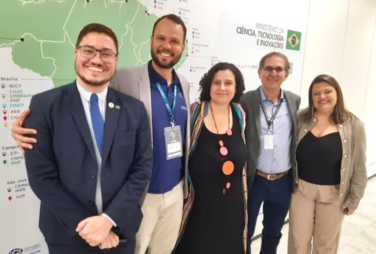 Diretor Givaldo Oliveira reuniu-se com representantes do Ministério da Ciência, Tecnologia e Inovação (MCTI)