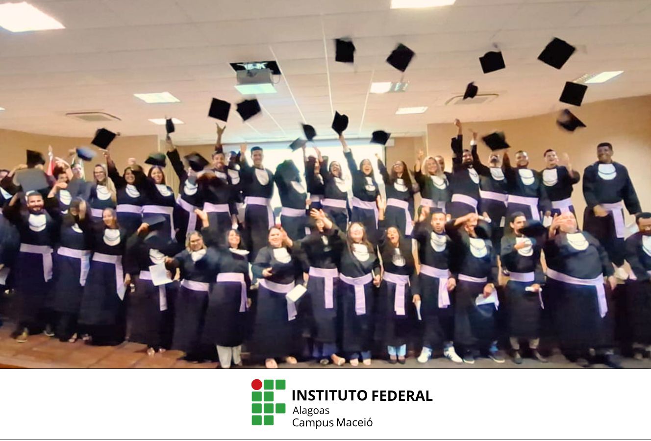 42 formandos celebraram a colação de grau no Ifal Maceió