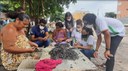 Estudantes participaram no manuseio do sururu com marisqueiras da região