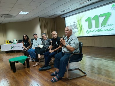 Jorgito reviveu, em um relato emocionado, memórias de sua trajetória de quase 50 anos como docente de Eletrotécnica do Instituto. 