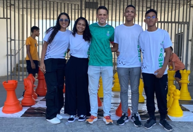 Representantes do Ifal Maragogi no JEAL 2025.jpg