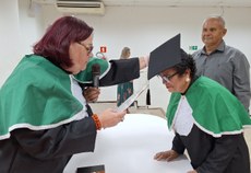 Sandra concede o grau de tecnóloga em Horticultura a Nadege