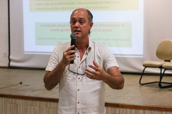 professor Marcos  Antônio Mesquita foi um dos palestrantes do Simpósio de Agroecologia