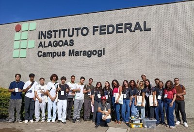 Comitiva do Campus Marechal na Erbase em Maragogi