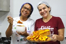 Estudante Vera e professora Ingrid Tavares: receitas com abóbora. Fotos: Comunicação IFAL MD