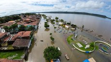 Lagoa Manguaba transbordou e inundou a orla de Marechal Deodoro. Foto: Marechal Ordinário