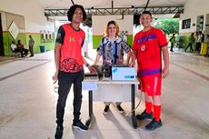 Estudantes Pedro e Paulo organizaram museu junto com o setor de Comunicação