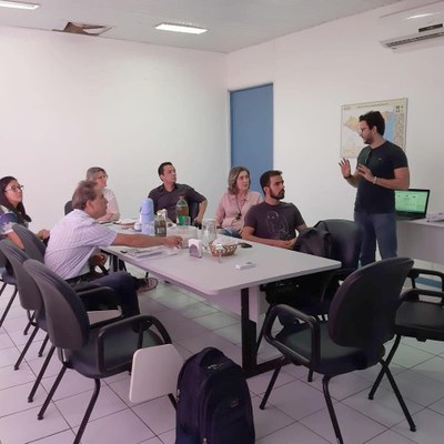 O docente participando de Reunião no Conselho de Jovens Empreendedores de Alagoas, onde atuou como assessor de negócios.jpg