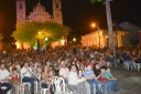A comunidade lotou a praça Barão de Penedo para assistir ao espetáculo.