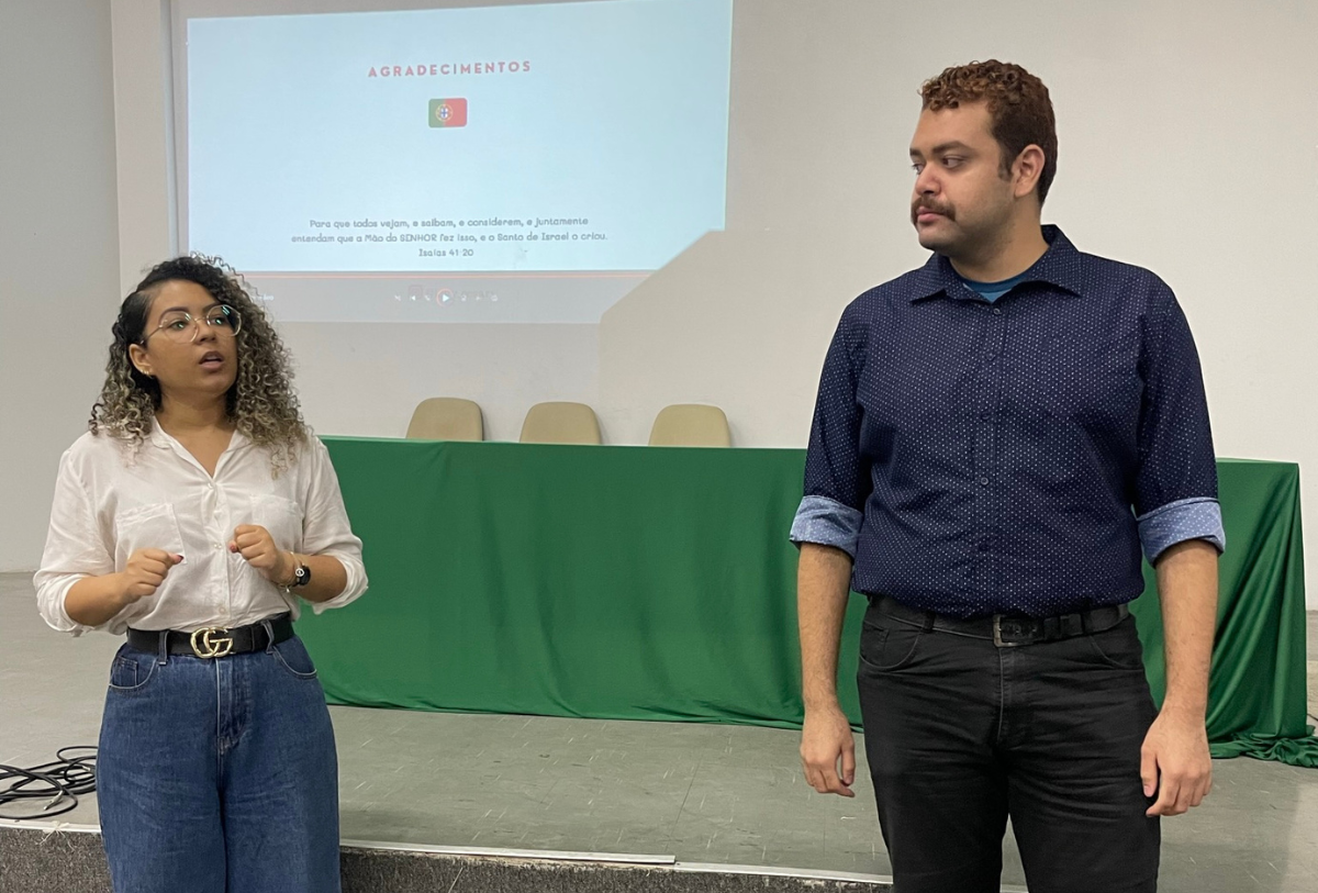 Adenilma Maria de Menezes, do Campus Palmeira dos Índios, e Levy Cesar Silva, do Campus Maceió.