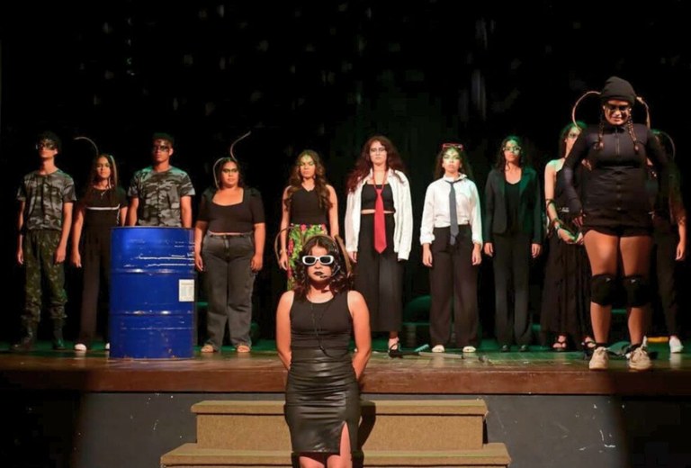 PEÇA TEATRAL INSETOS - IFAL PENEDO (1).jpg