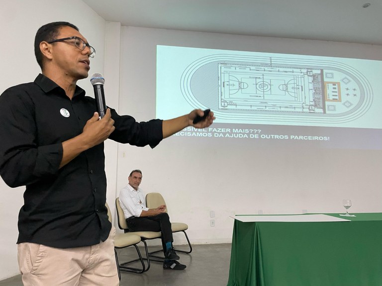 Inauguração do ginásio poliesportivo do Ifal Penedo (4).jpeg