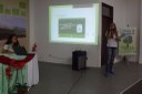 O projeto Produção de Sabão Ecológico foi apresentado pelas alunas Thayná Souza e Thais Simões.