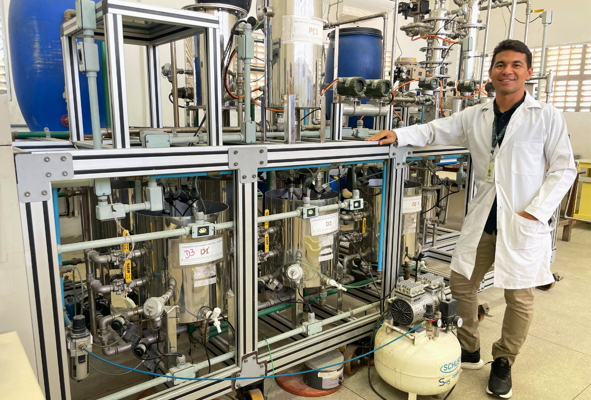 PROF. RENAN ATANÁZIO - MICRODESTILARIA (2).png