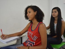 Mariana Nascimento e Ana Julia Oliveira, novas alunas do curso técnico em Meio Ambiente. 