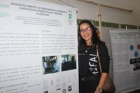 Kalênia Laura apresentou no Conac seu trabalho sobre a capacitação de assentados para a produção de derivados de frutas da região