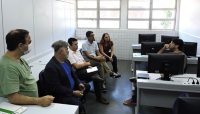 Professores conversam com O professor Vilmar Nepomucenocurso no IFPE.JPG