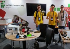 Alunos do Ifal Rio Largo expõem produtos tecnológicos durante evento científico
