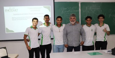 Grupo apresentou o trabalho Estudo descritivo de Problemas Olímpicos sobre circunferências.jpg