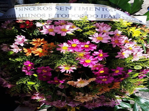 Homenagem a Ednelson