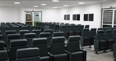 Além de sala de aulas e biblioteca, novo curso possui laboratórios de Informática e Gestão, além de auditório para eventos no Ifal Santana do Ipanema.png
