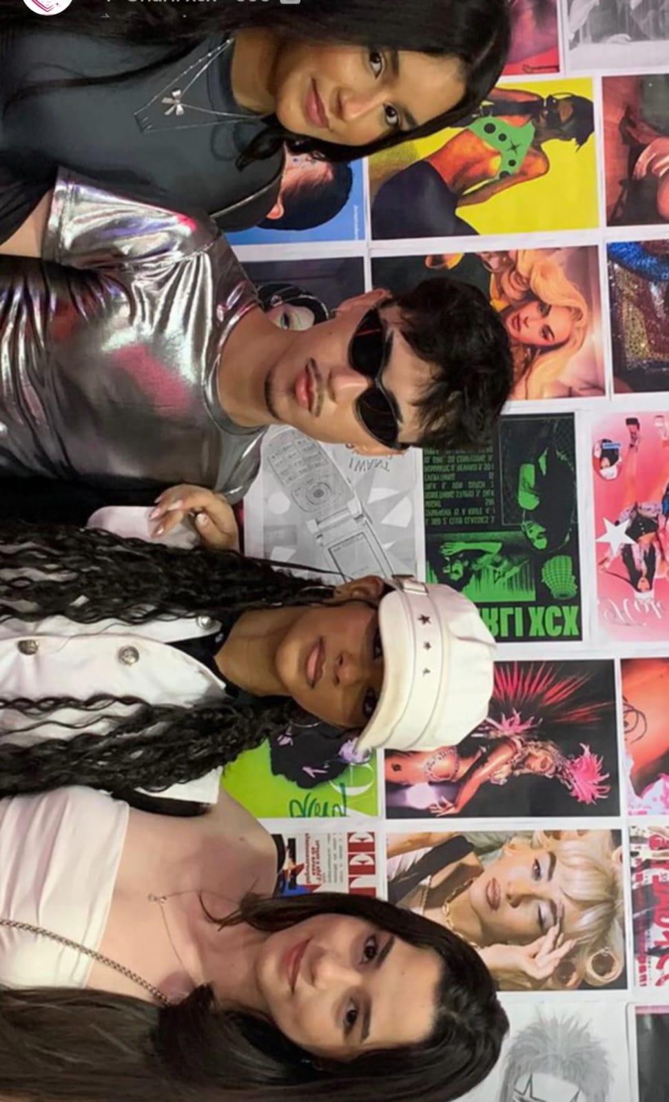 A sala da moda discutiu a relação entre amor e diversidade..jpeg