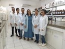 Equipe de professores orientadores, alunas bolsistas e técnicos de laboratório Araken Cavalcante e Genilda Castro