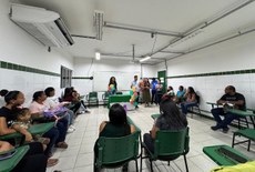 Estudantes da EJA foram recepcionados no período noturno