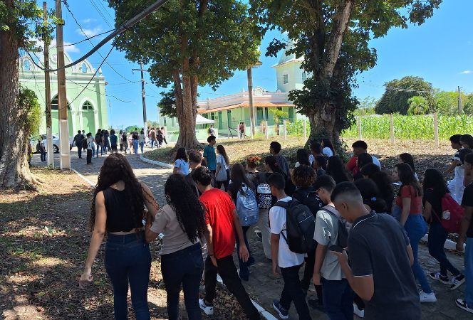 Ingressantes puderam conhecer laboratórios, áreas de cultivo e espaços históricos