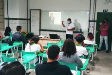 Manoel da Silva Santos ministrou minicurso sobre escrita científica