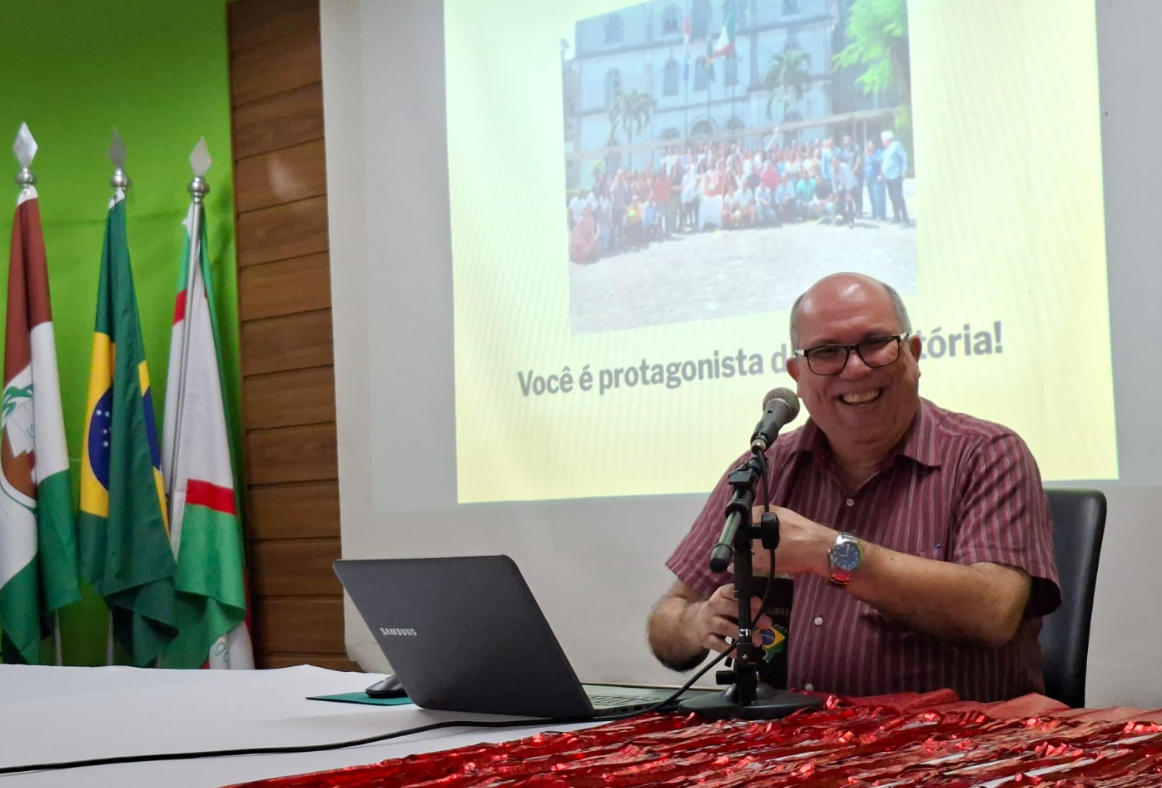 Palestra do prof Álvaro