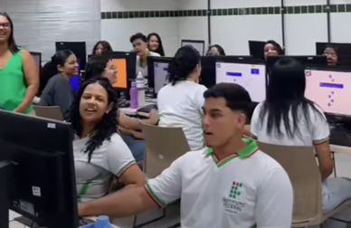 Alunos foram preparados em laboratório de Informática do Campus Viçosa