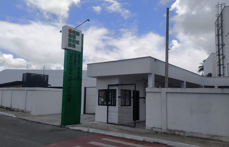 Fachada do Campus Viçosa