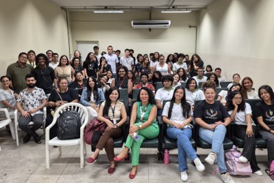 Evento aconteceu em auditório do Campus Maceió, a partir de parceria entre o DCE e Proen.jpg