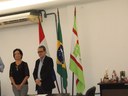 Reitor Sérgio Teixeira discursa durante ordem de serviço de reforma da piscina do Campus Maceió