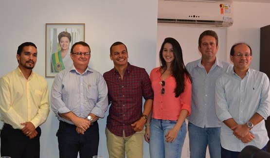 Pró-reitores Wellington Spencer, Luiz Henrique e Carlos Henrique,e diretor do DGP, Wagner Fonseca em solenidade de posse.JPG
